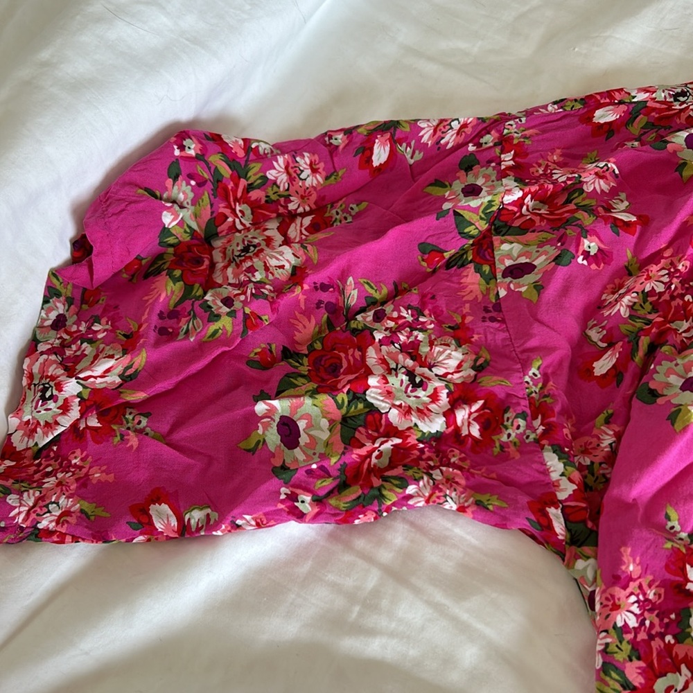 Floral Robe - Picture 3 of 3